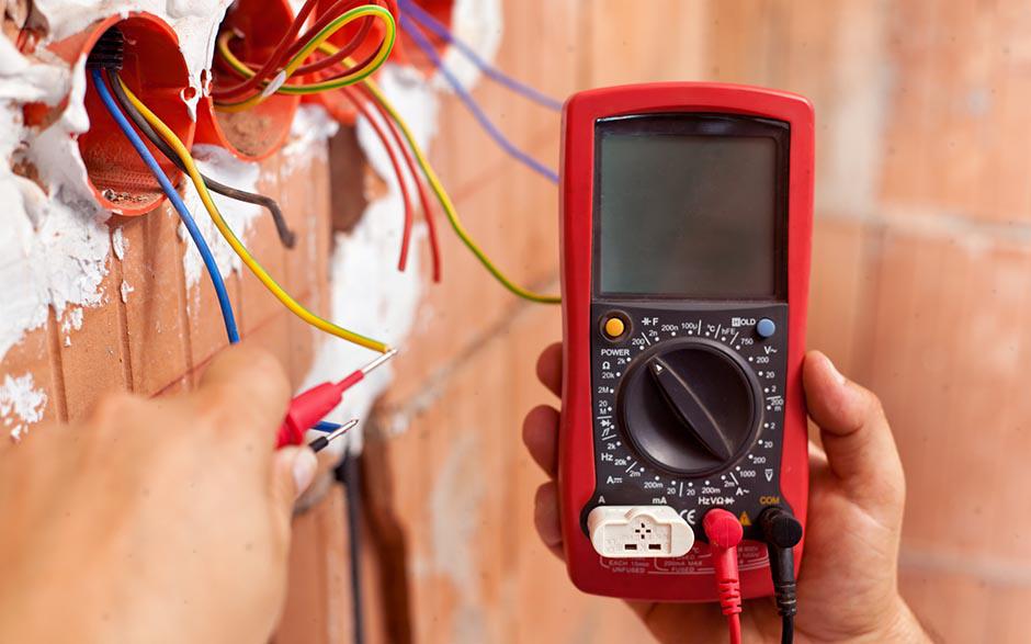cherche électricien pas cher Clamart